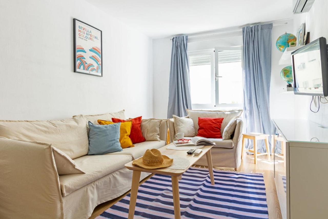 Colours Apartment And Garage Historical Center 4 Pax Seville Luaran gambar