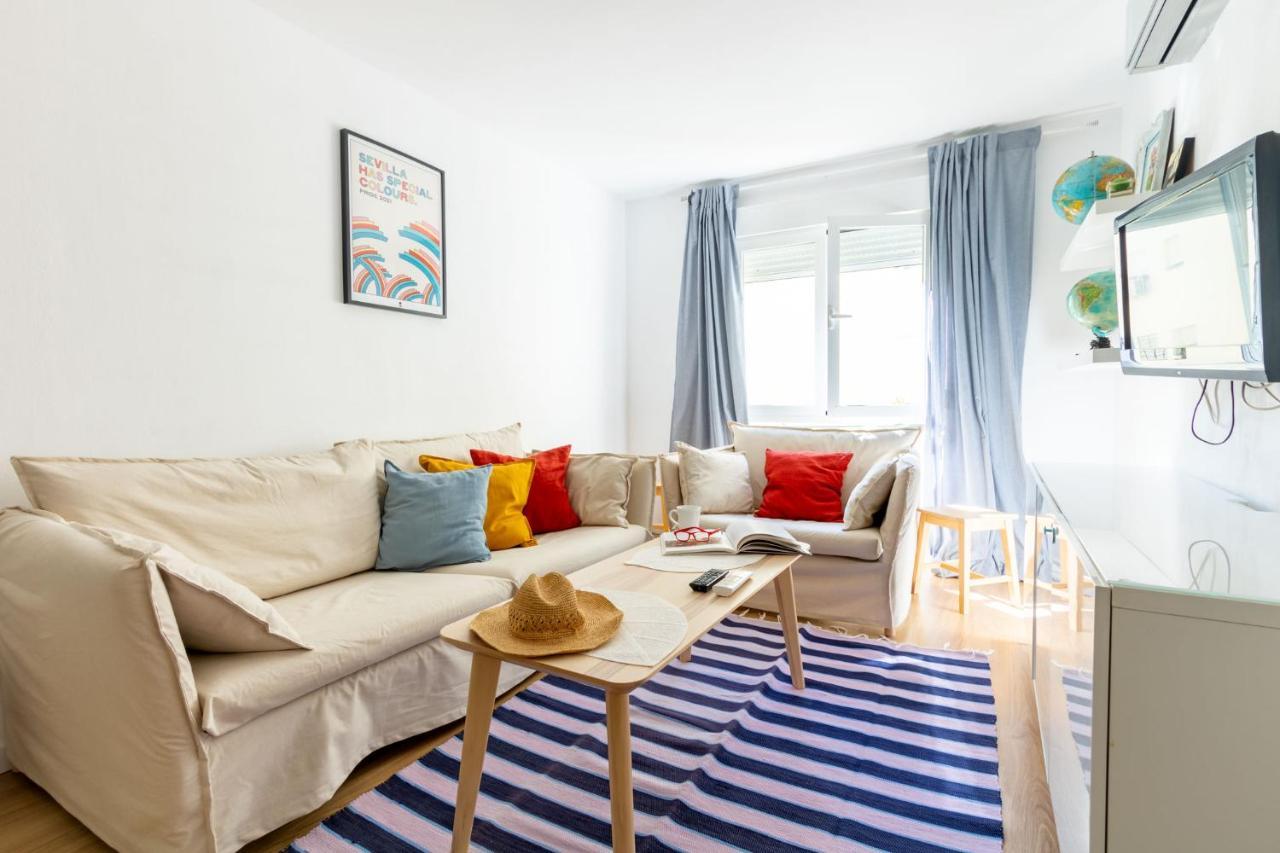 Colours Apartment And Garage Historical Center 4 Pax Seville Luaran gambar