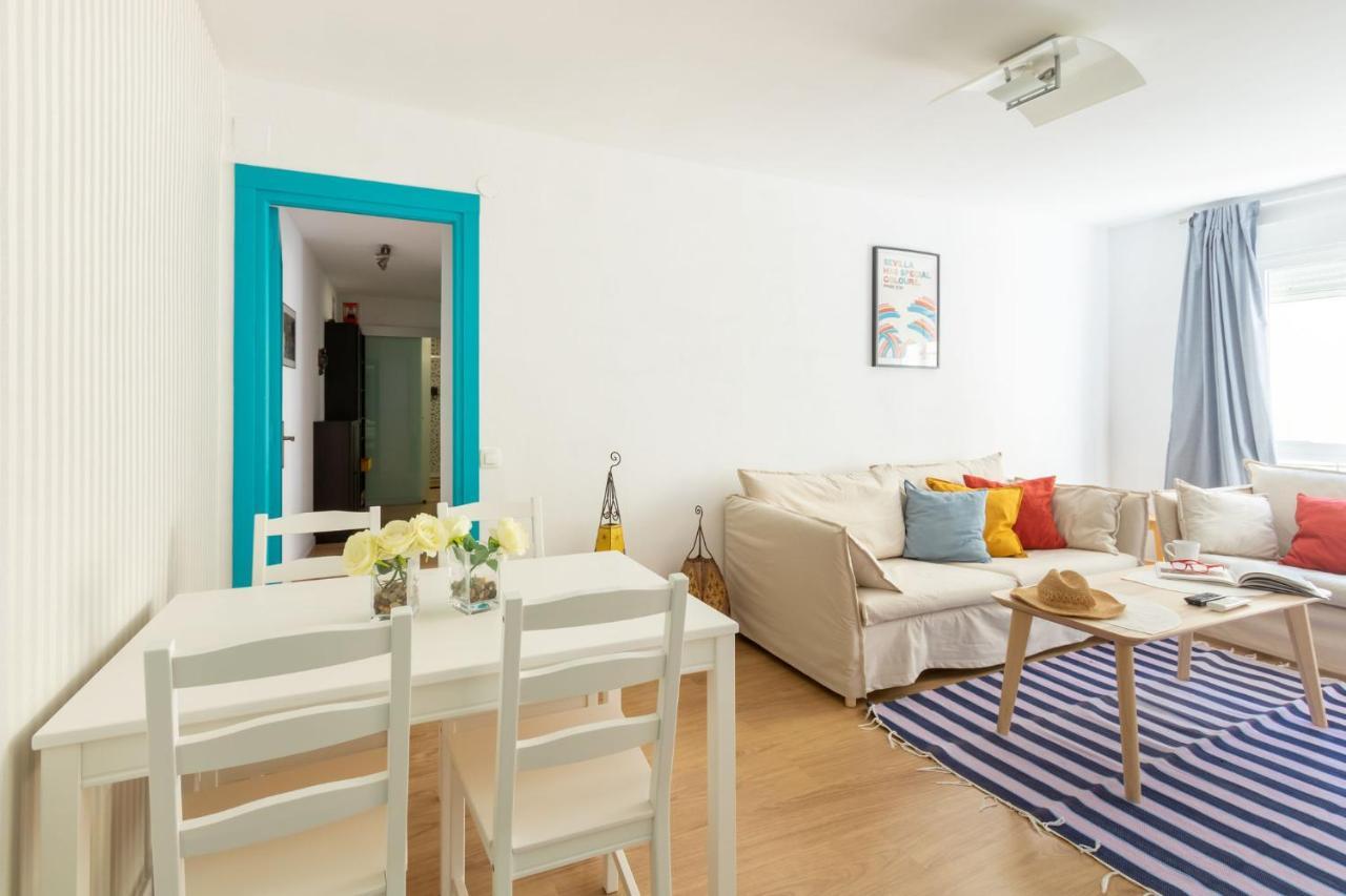 Colours Apartment And Garage Historical Center 4 Pax Seville Luaran gambar