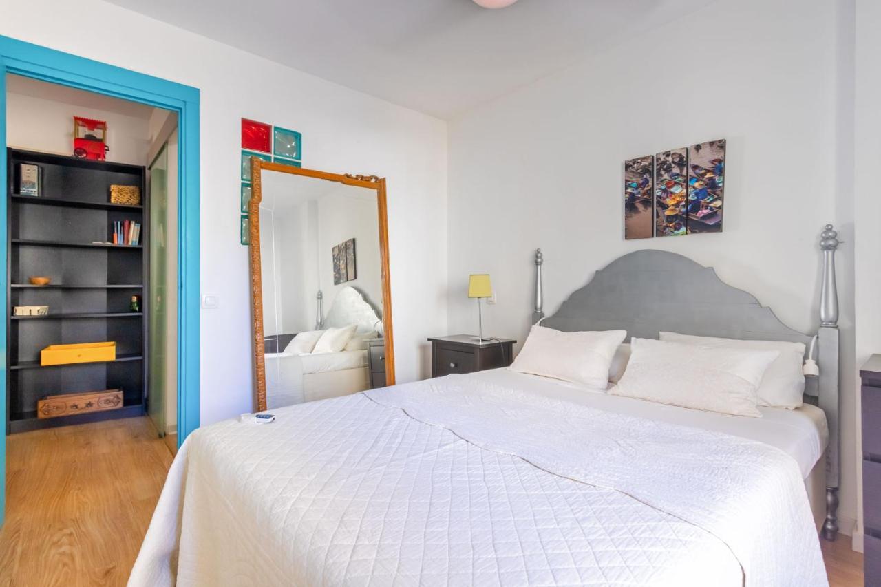 Colours Apartment And Garage Historical Center 4 Pax Seville Luaran gambar