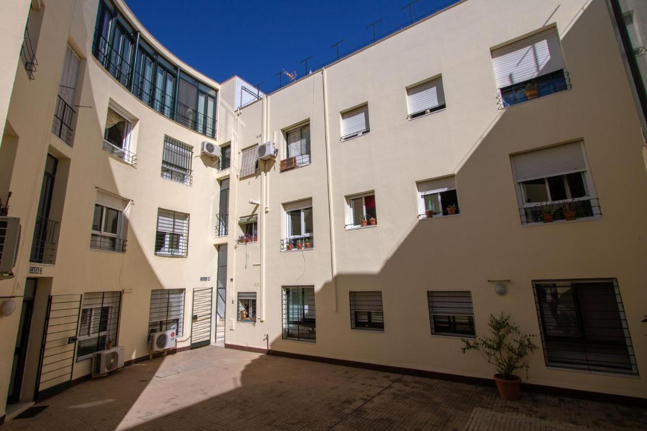Colours Apartment And Garage Historical Center 4 Pax Seville Luaran gambar
