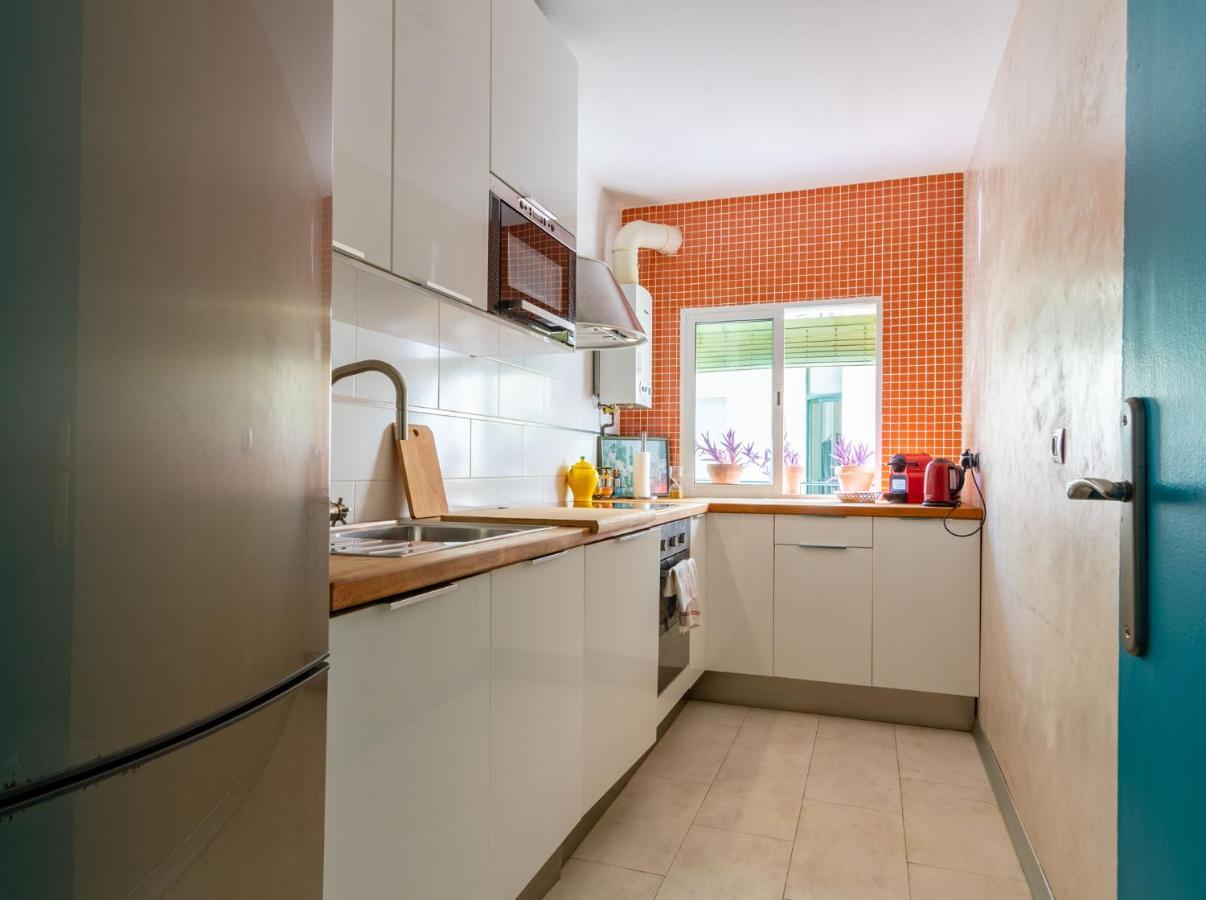 Colours Apartment And Garage Historical Center 4 Pax Seville Luaran gambar
