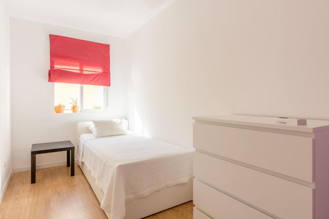 Colours Apartment And Garage Historical Center 4 Pax Seville Luaran gambar