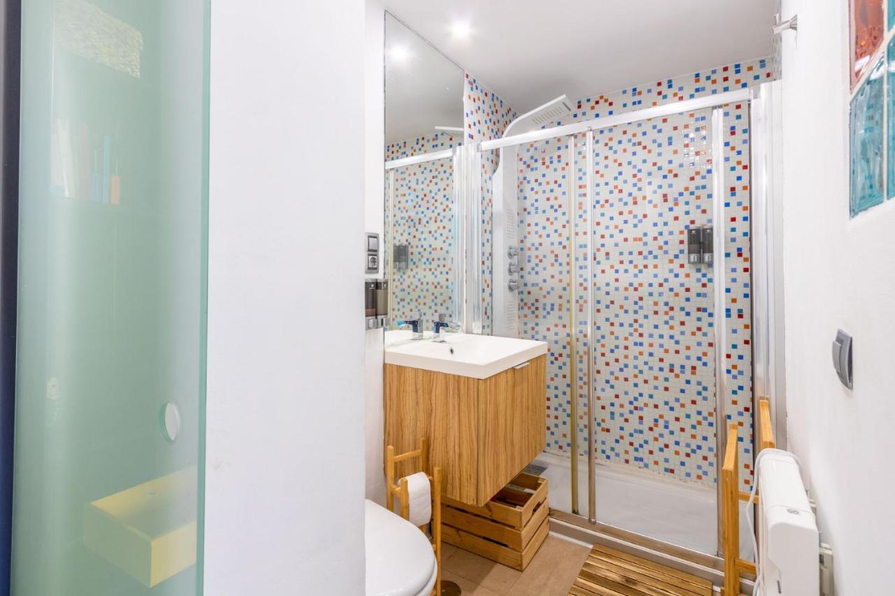 Colours Apartment And Garage Historical Center 4 Pax Seville Luaran gambar